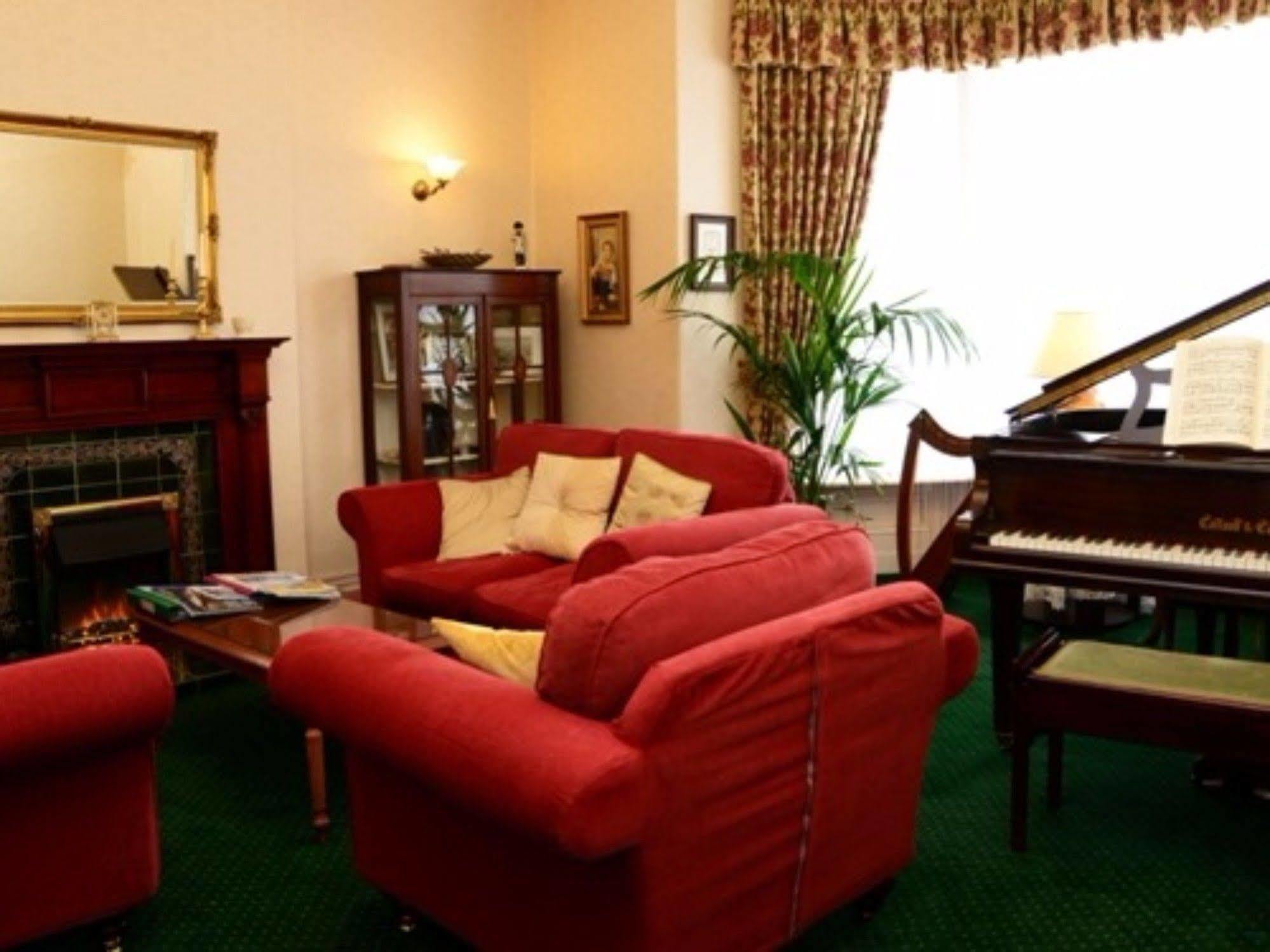 מלון חלנדודנו Adcote House (Adults Only) מראה חיצוני תמונה