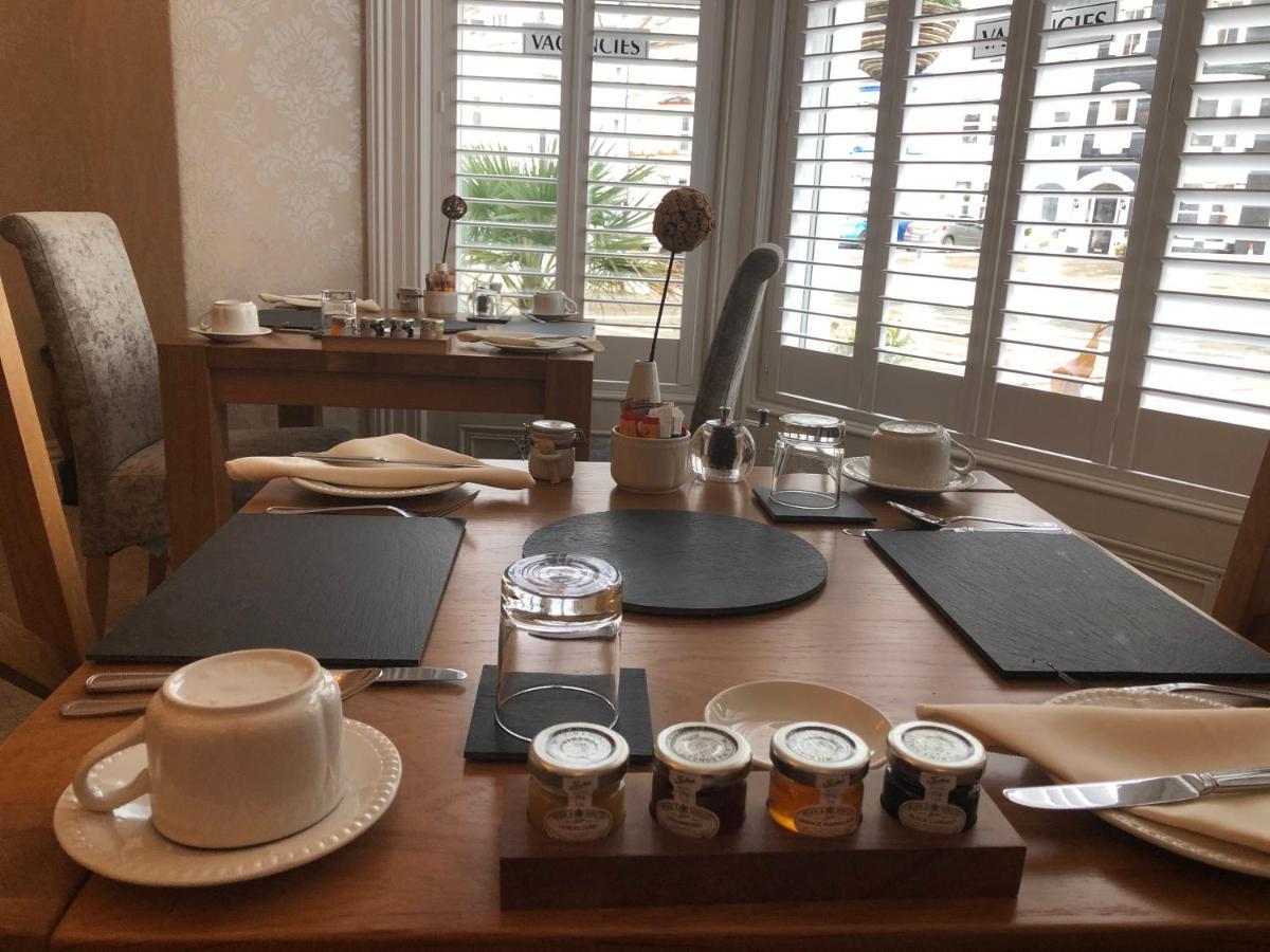 מלון חלנדודנו Adcote House (Adults Only) מראה חיצוני תמונה